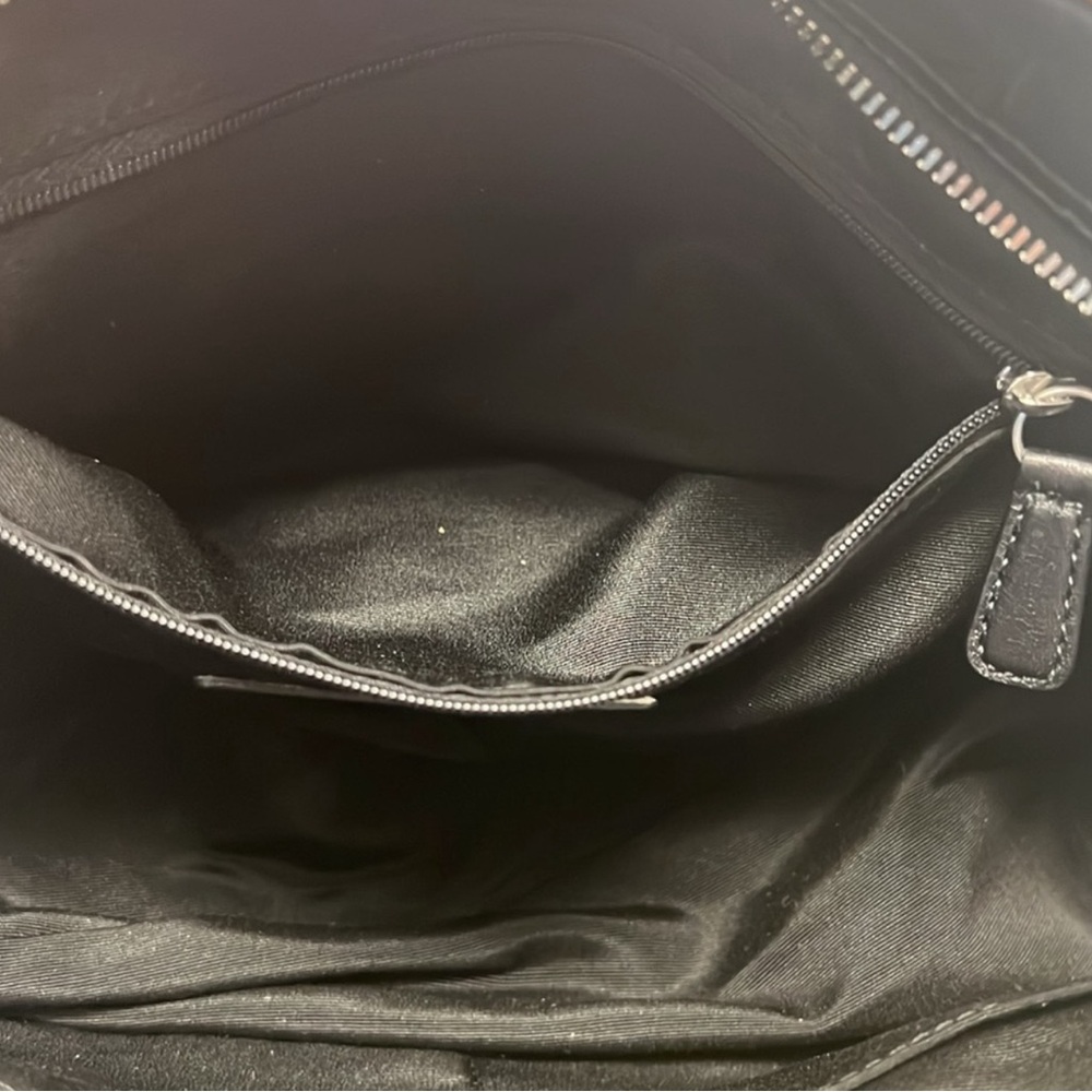 *SOLD*Coach Patent Leather Shoulder Bag - Picture 6 of 11